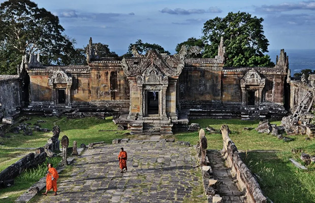 2-Day: Explore Preah Vihear, Koh Ker & Beng Mealea Tour