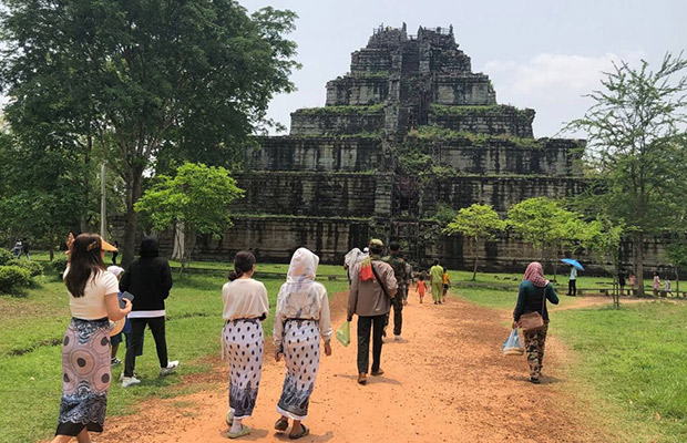 3-Day: Trekking to Beng Mealea, Koh Ker and Preah Vihear Tour from Siem Reap