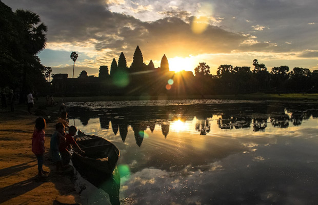 Angkor Beautiful Sunrise Bike Tour