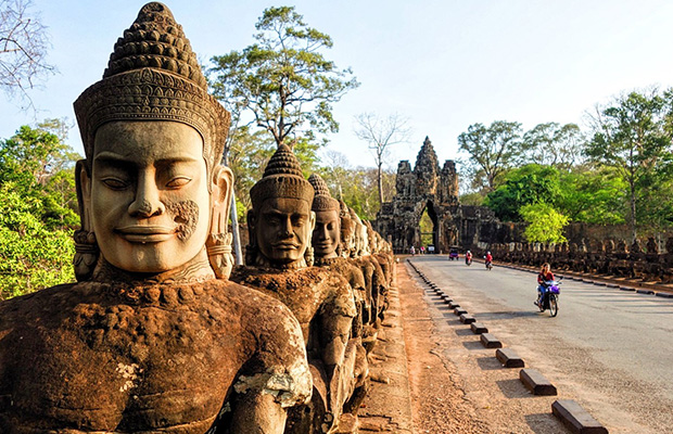Angkor Wat Sunrise and Temples with E-Bike Tour