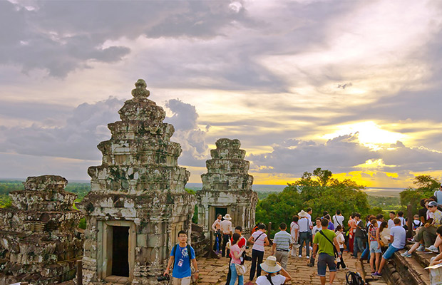 Angkor Wat Elephant Rides Tour