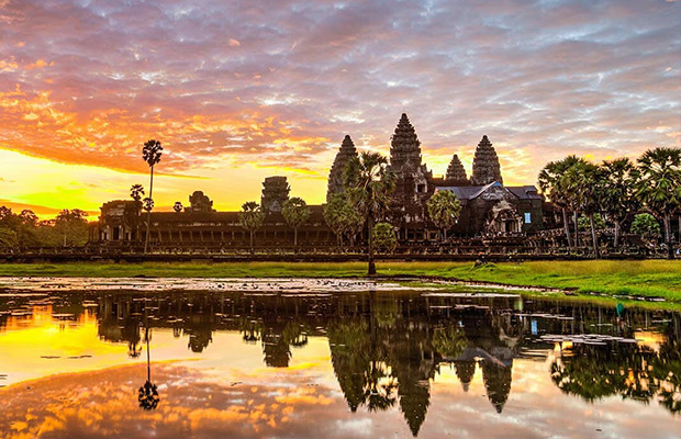Angkor Wat Tour & Best Local Food Experience