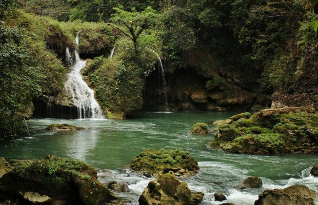 Champei waterfall