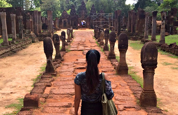 Explore Banteay Srei Day Trip Tour