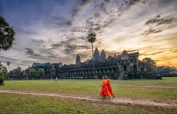 Explore Mystery of Angkor Temple Tour