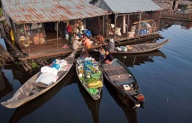 Floating Village Day Tour