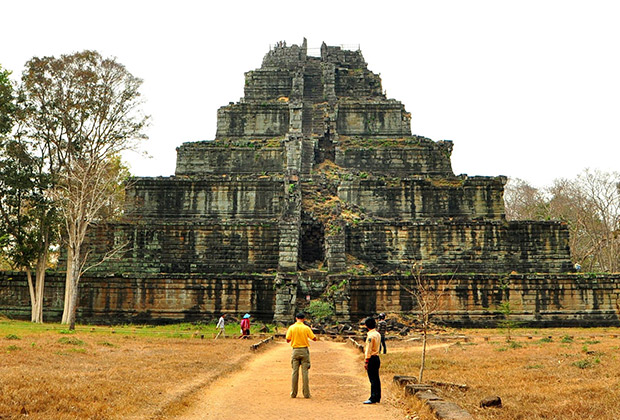 Full-Day Koh Ker and Preh Vihear Temples Private Tour