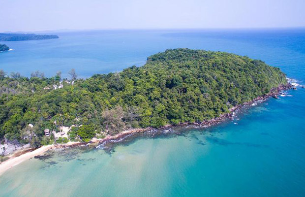 Full-Day: Private City Tour with Boat Trip to 2 Islands