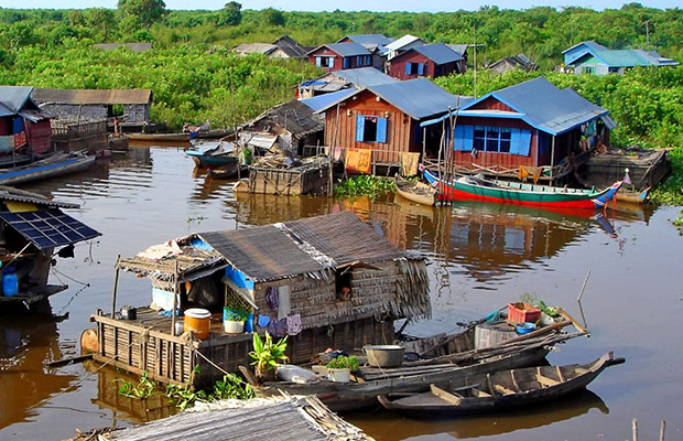 Kompong Phluk Floating Village and Tonle Sap Lake Tour