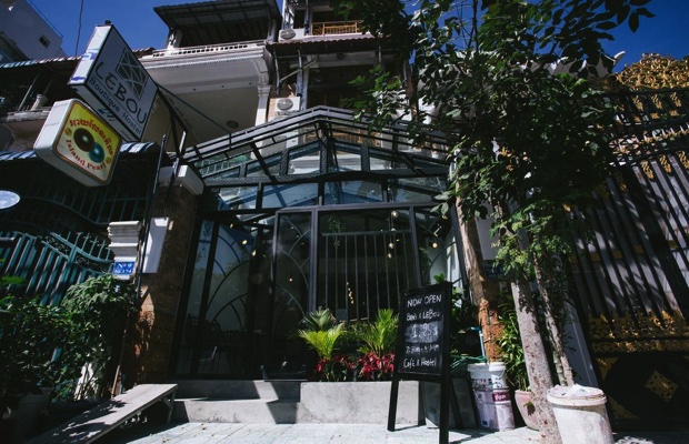 Lebou Boutique Hostel