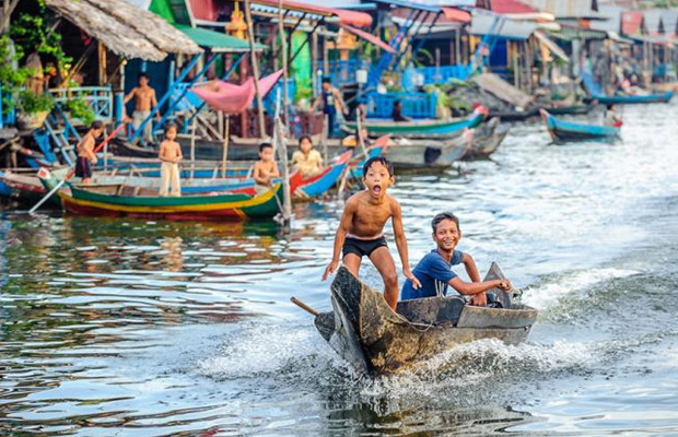 Majestic Angkor Wat, Siem Reap and Tonle Sap Lake Tour