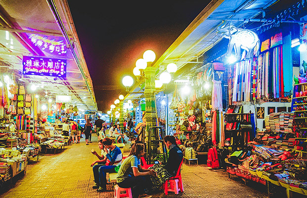 Majestic Angkor Wat, Siem Reap and Tonle Sap Lake Tour