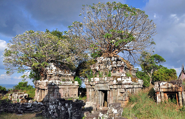 Phnom Bok Temple