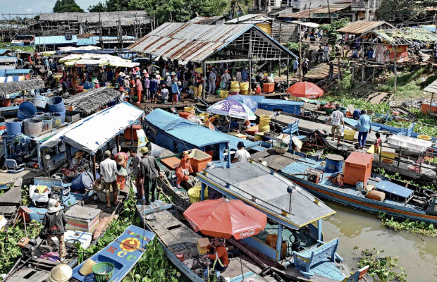 Phsar Krom Market