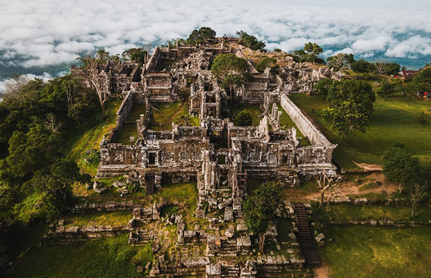 Full-Day: Preah Vihea and Beng Mealea Temple Guided Tour